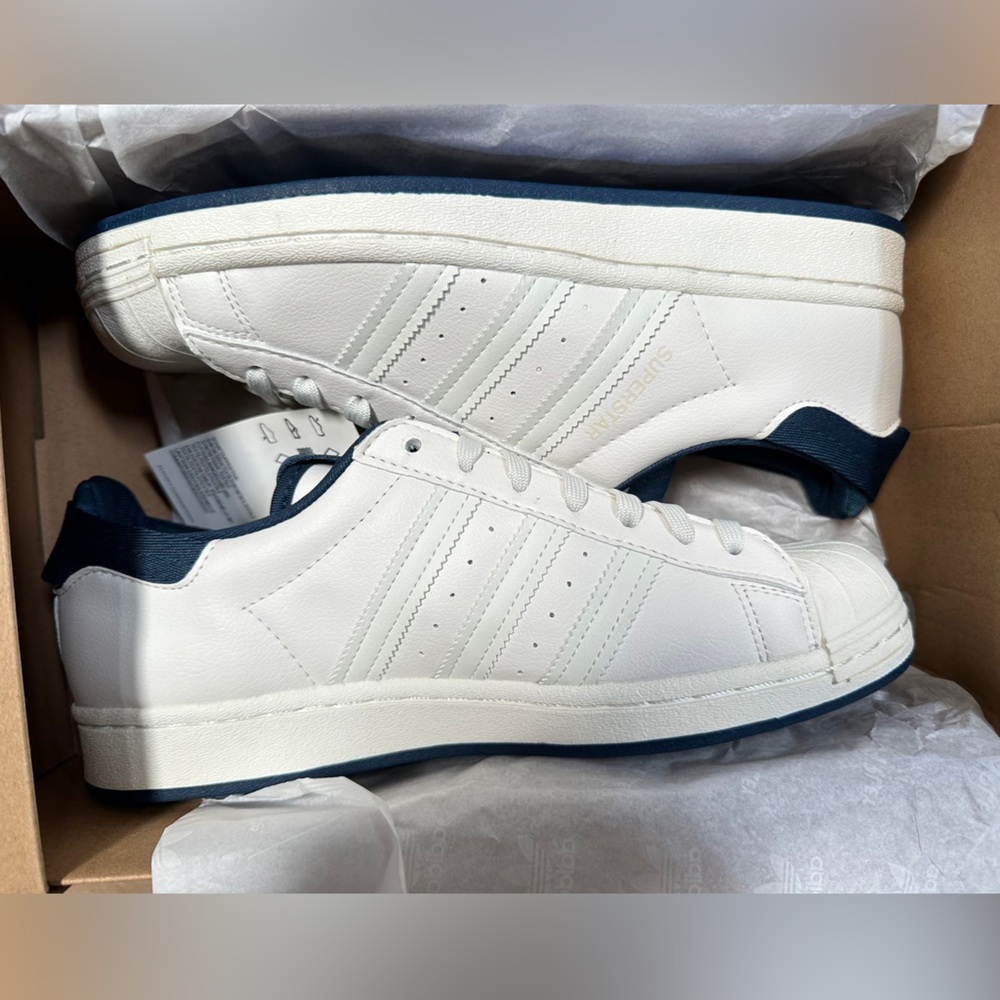 Adidas Superstar